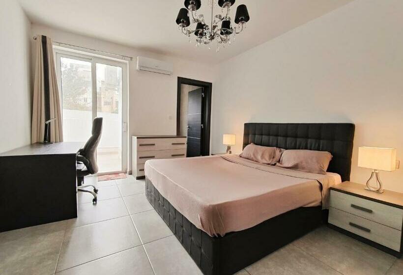 آپارتمان 3 خوابه, Large Central Apartment Near Valletta & Seafront