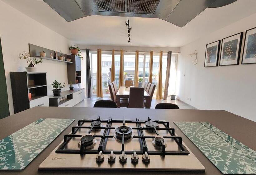 آپارتمان 3 خوابه, Large Central Apartment Near Valletta & Seafront