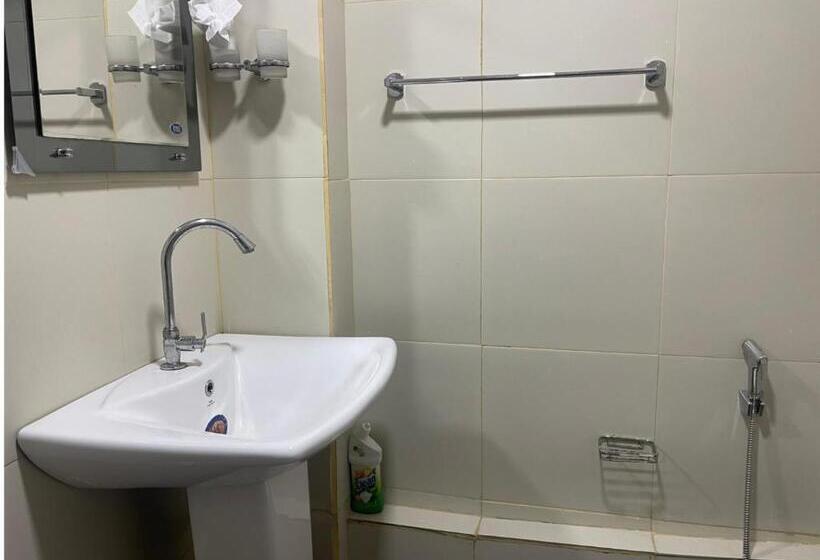 تختخواب در اتاق مشترک, Rockstel Towers Backpacker Hostel
