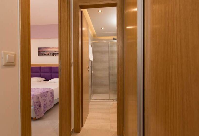 شقة سوبريور غرفة واحدة, Eltina