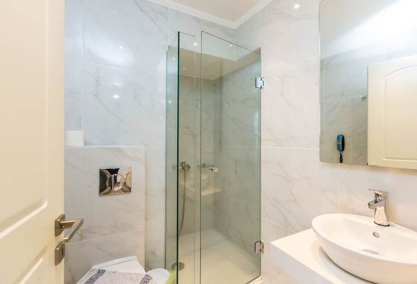 高级工作室, Eltina