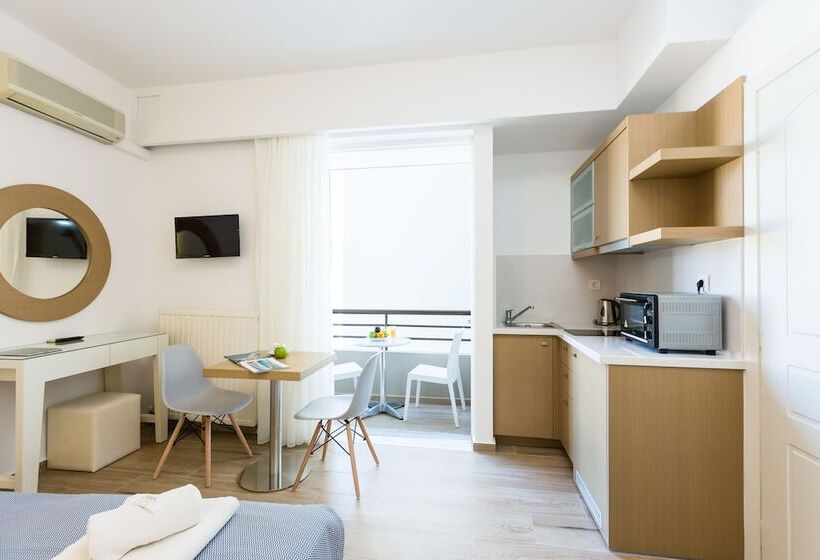 إستوديو سوبيريور, Eltina