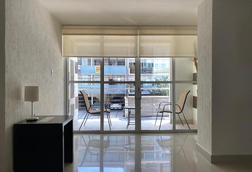 Apartamento 2 Dormitórios, Grupo Kings Suites Chimborazo