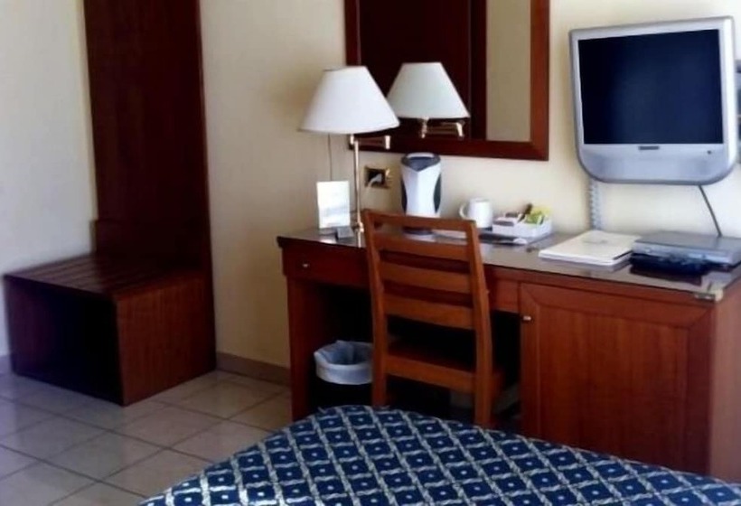 חדר סטנדרט יחיד, Adria