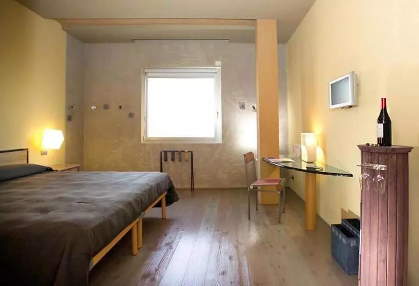 デラックスルーム, Albergo Cantine Ascheri