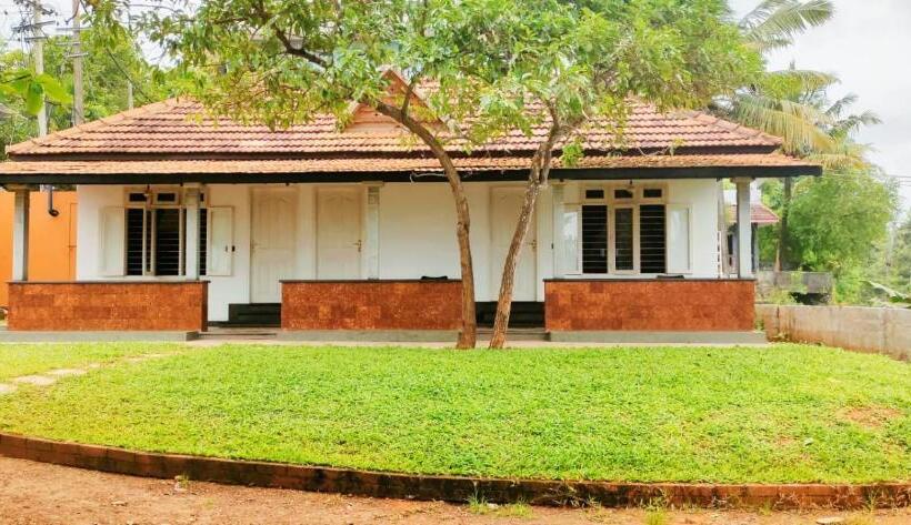 חדר דלוקס נוף לגינה, Bluewater Beach Resort