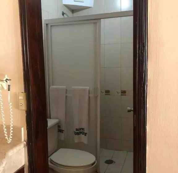 اتاق استاندارد سه نفره, Confort Plaza