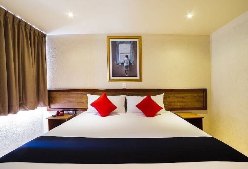 חדר דלוקס, Don Simon