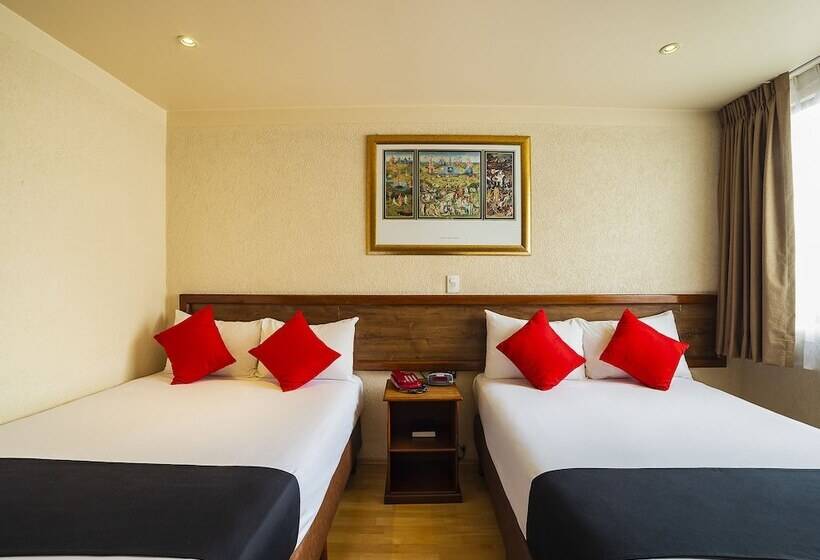 חדר דלוקס, Don Simon