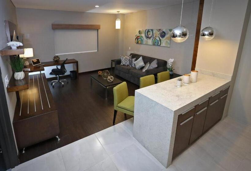 סוויטה, Holiday Inn Express & Suites Mexicali, An Ihg