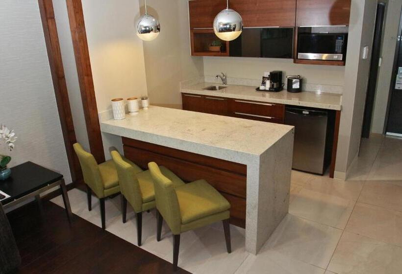 סוויטה, Holiday Inn Express & Suites Mexicali, An Ihg