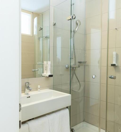 חדר סטנדרט יחיד, Kaiser Von österreich, Historik  Und Thermal