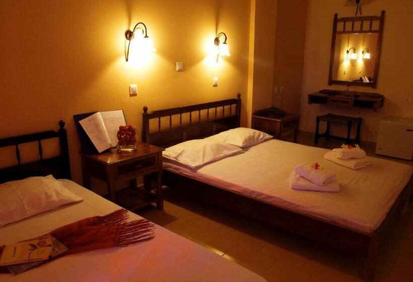 חדר סטנדרט נוף לבריכה, Kissamos