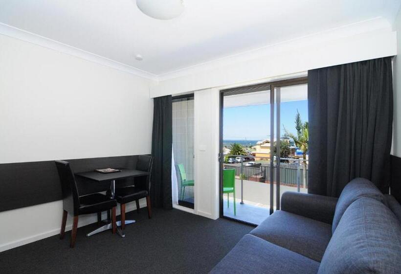 オーシャンビュースタンダードルームバルコニー付き, Jervis Bay Motel