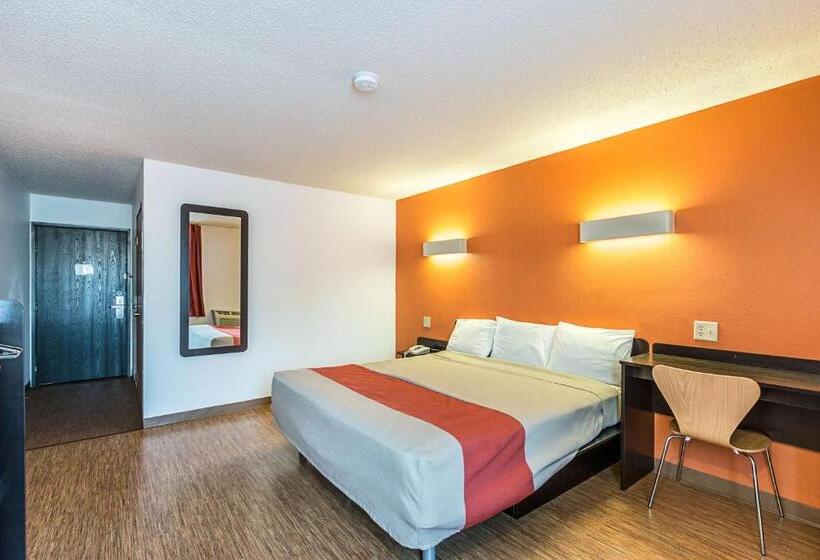 Стандартный Номер Кровать Кинг, Motel 6 Wisconsin Rapids, Wi