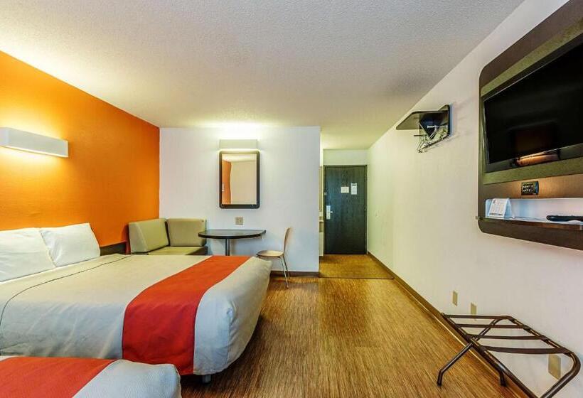 غرفة قياسية, Motel 6 Wisconsin Rapids, Wi