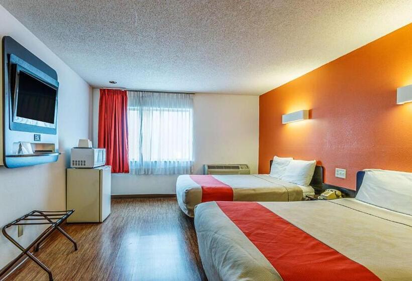 غرفة قياسية, Motel 6 Wisconsin Rapids, Wi