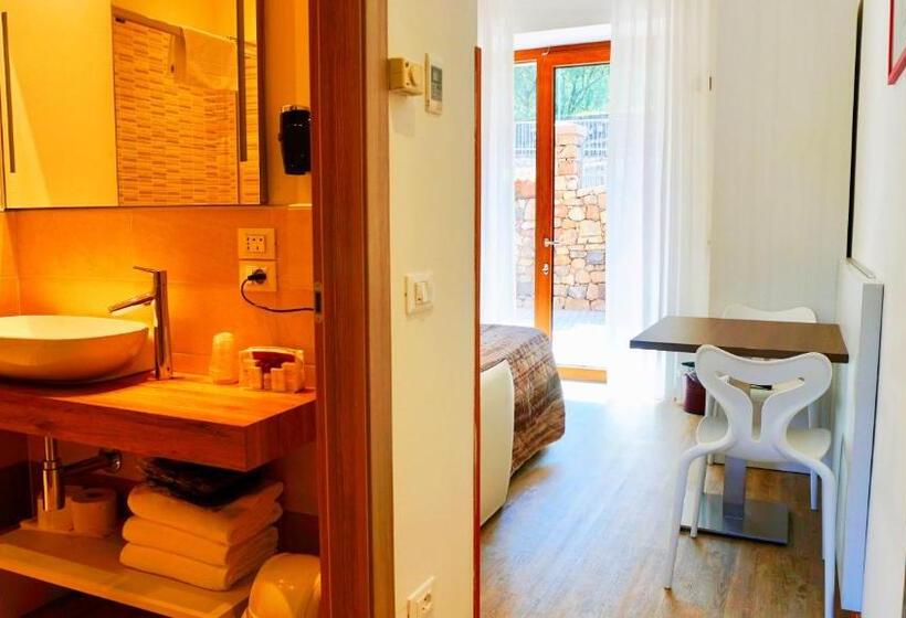 Семейный Номер Вид на Сад, Park Hotel Val Di Monte S