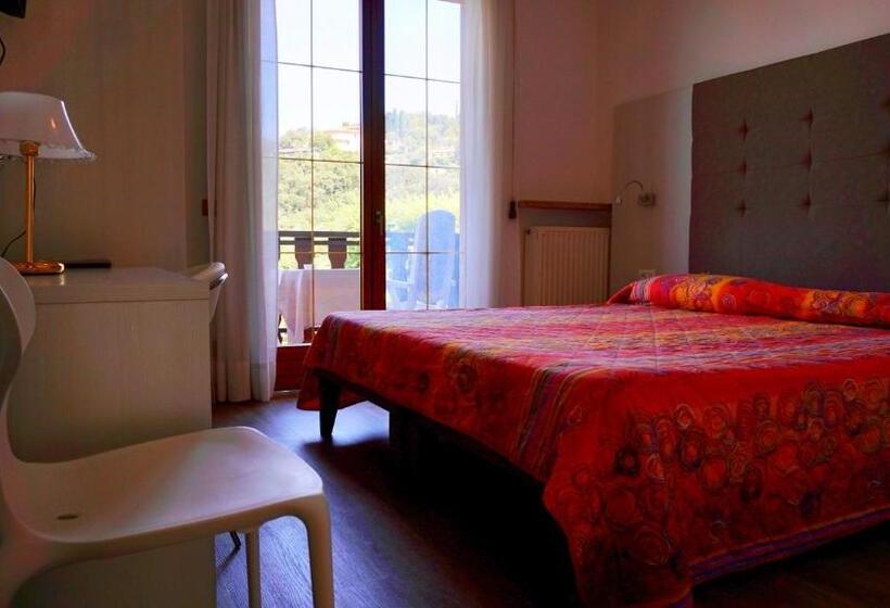 Семейный Номер Вид на Сад, Park Hotel Val Di Monte S