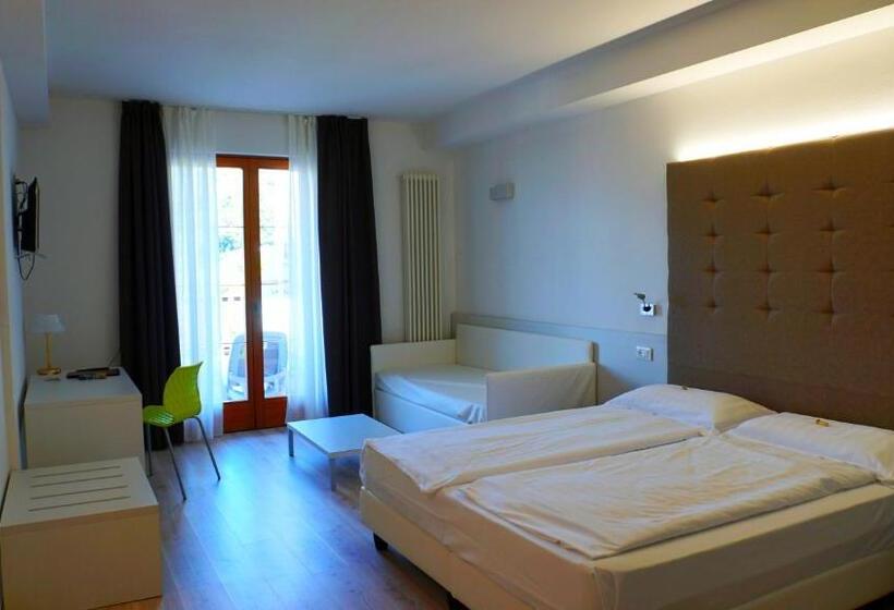 レイクビューデラックスルーム, Park Hotel Val Di Monte S