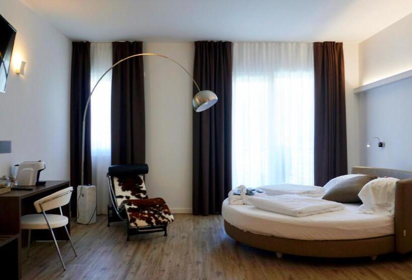 Полулюкс с Гидромассажем, Park Hotel Val Di Monte S