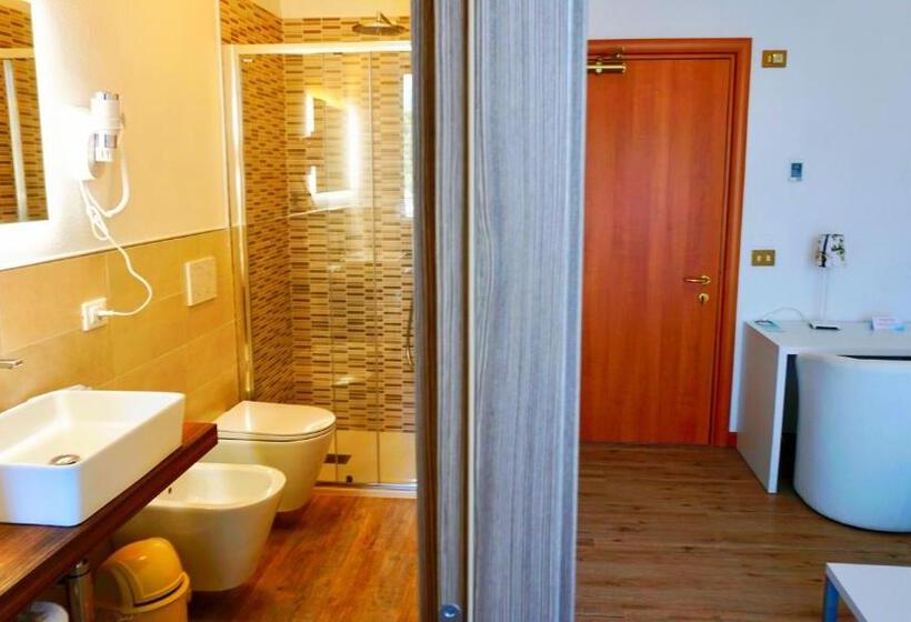 バルコニー付きジュニアスイート, Park Hotel Val Di Monte S