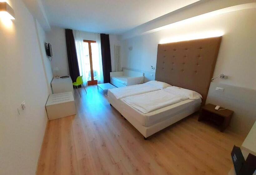 Номер Deluxe Вид на Озеро, Park Hotel Val Di Monte S