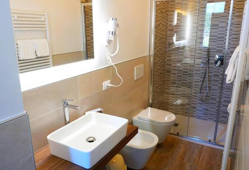 マウンテンビュースタンダードルーム, Park Hotel Val Di Monte S
