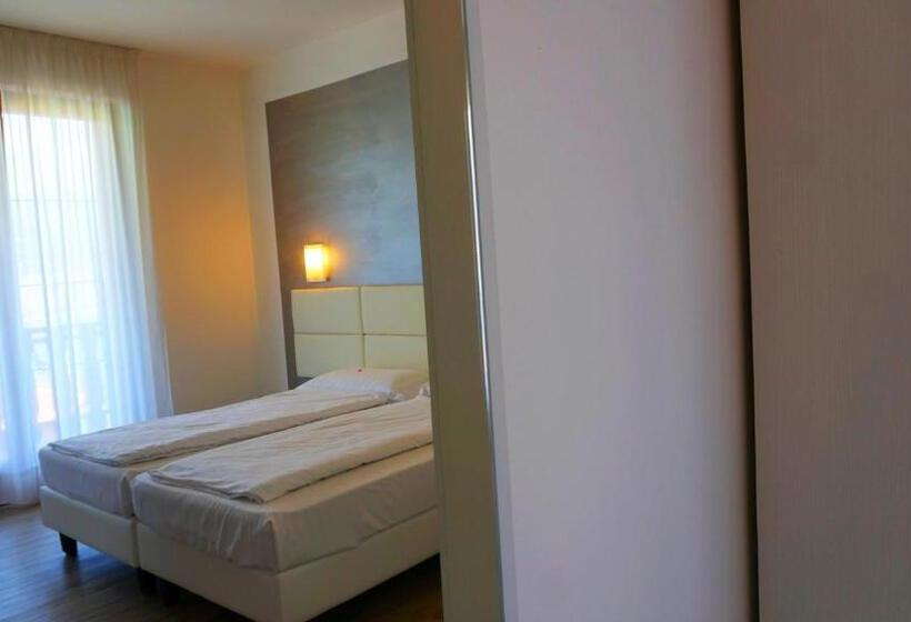 Номер Стандарт Вид на Горы, Park Hotel Val Di Monte S