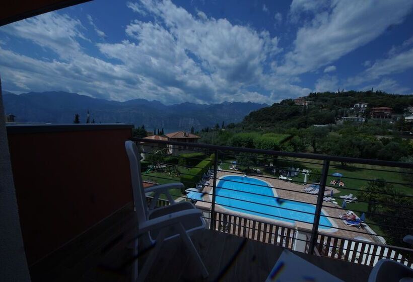 バルコニー付きジュニアスイート, Park Hotel Val Di Monte S
