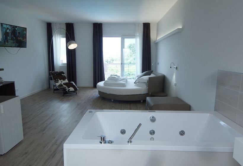 Полулюкс с Гидромассажем, Park Hotel Val Di Monte S