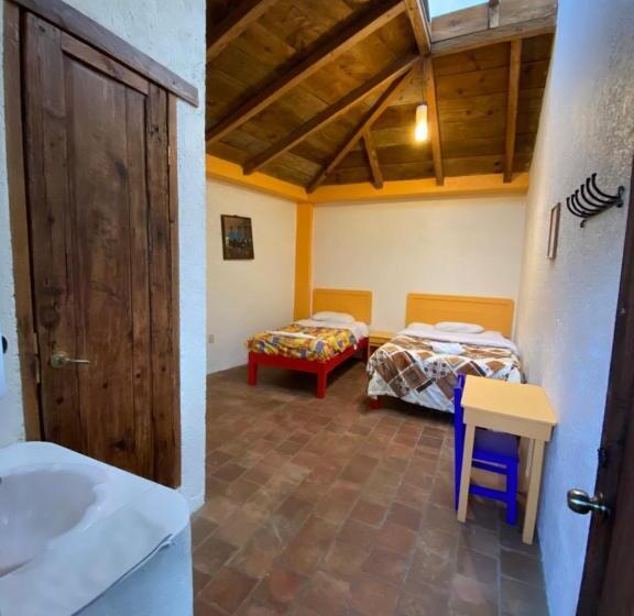 غرفة قياسية, Rossco Backpackers Hostel