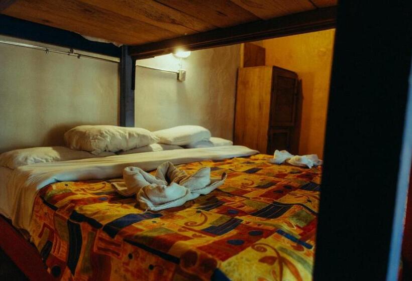 غرفة إقتصادية حمام مشترك, Rossco Backpackers Hostel