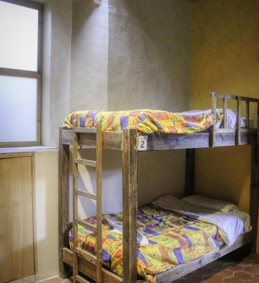 غرفة عائلية, Rossco Backpackers Hostel