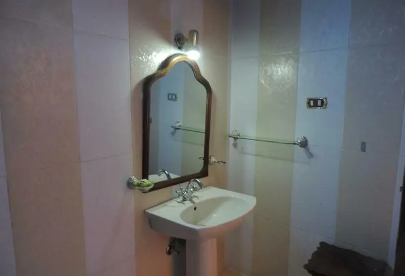 اتاق استاندارد با بالکن, Villa Nile House Luxor