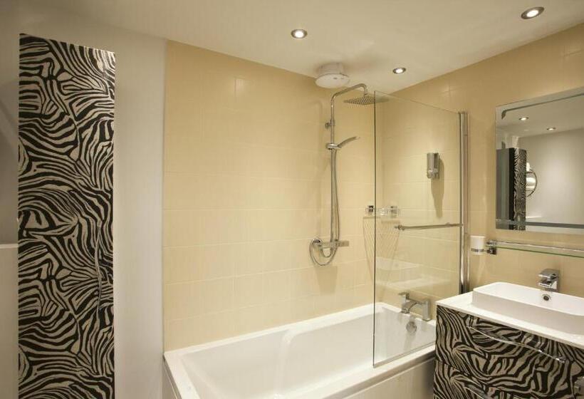 Семейный Номер Deluxe, Burton Stone Inn   Free Parking On Site