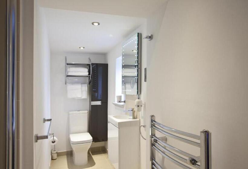 Номер Стандарт, Burton Stone Inn   Free Parking On Site