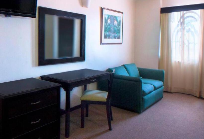 Quarto Superior, Chn Hotel Monterrey Santa Fe