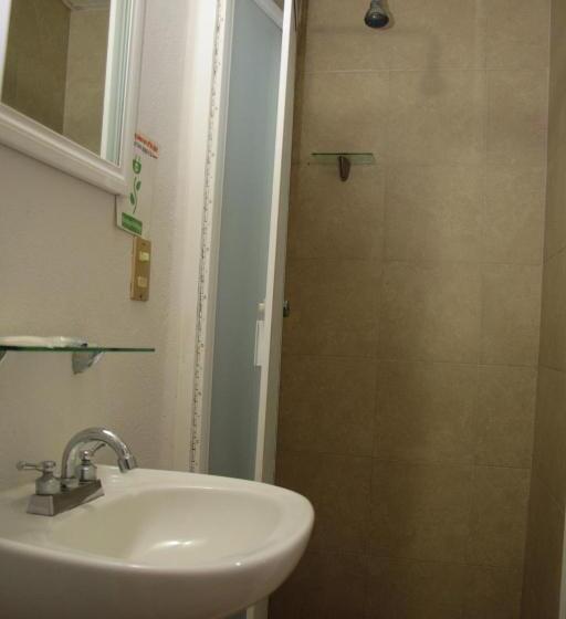 Номер Стандарт, Hostel Lit Guadalajara