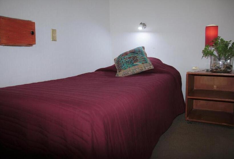 Номер Стандарт, Hostel Lit Guadalajara