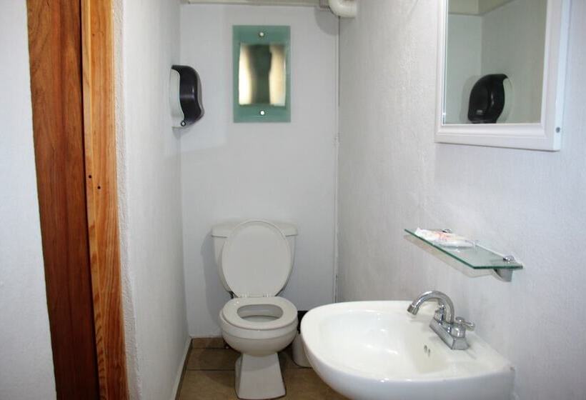 Номер Стандарт, Hostel Lit Guadalajara