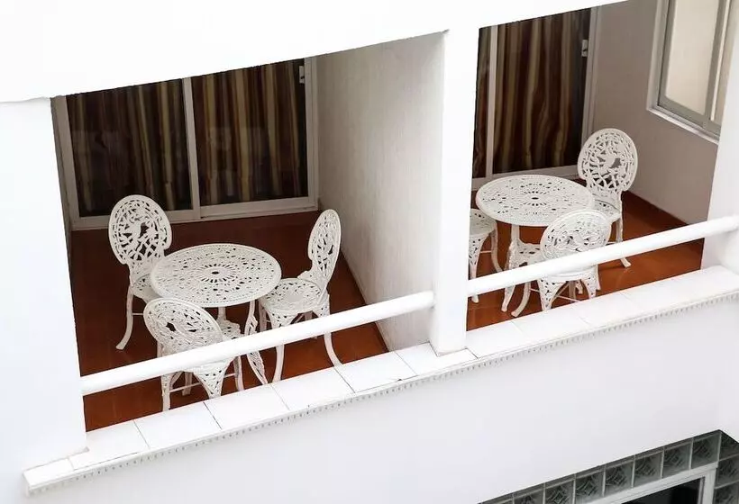 اتاق استاندارد, Atenas