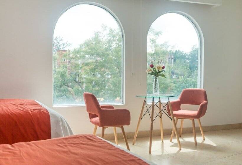 标准三人间, Atenas