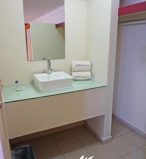 带2个双人床的标准工作室, Azteca De Oro Mexicali