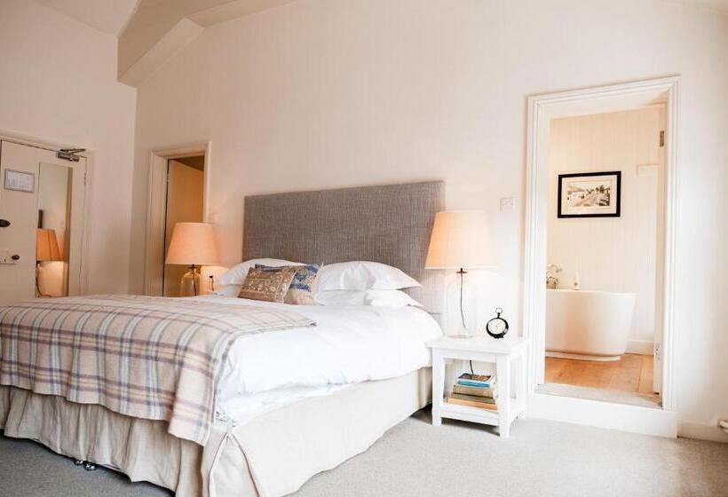 デラックスルーム, Bel And The Dragon Odiham