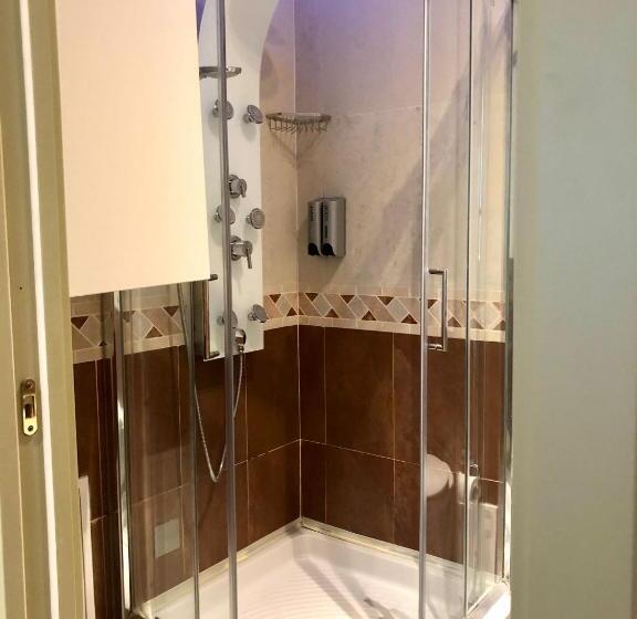 اتاق سوپریور سه تخته, Dolce Vita Suites Boutique