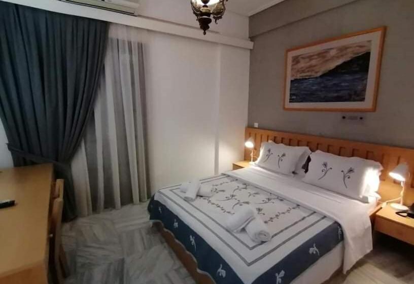 اتاق لوکس با بالکن, Galaxidi