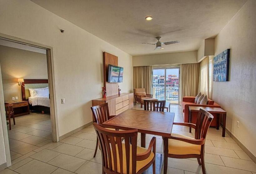 Люкс Кровать Кинг, Holiday Inn Huatulco, An Ihg