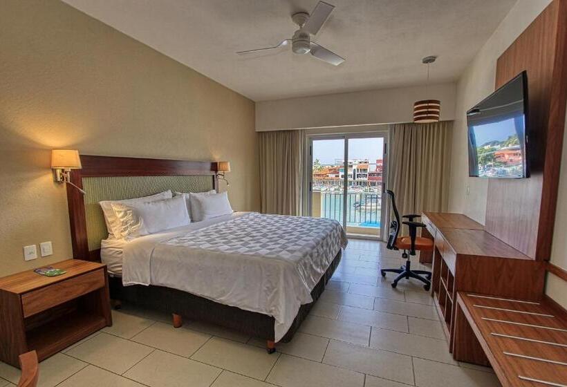 Люкс Кровать Кинг, Holiday Inn Huatulco, An Ihg