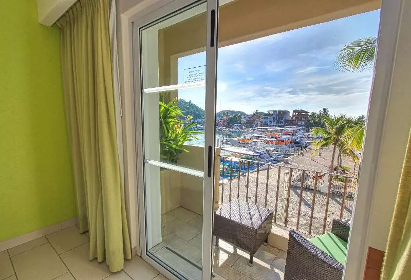 シングルデラックスルーム, Holiday Inn Huatulco, An Ihg